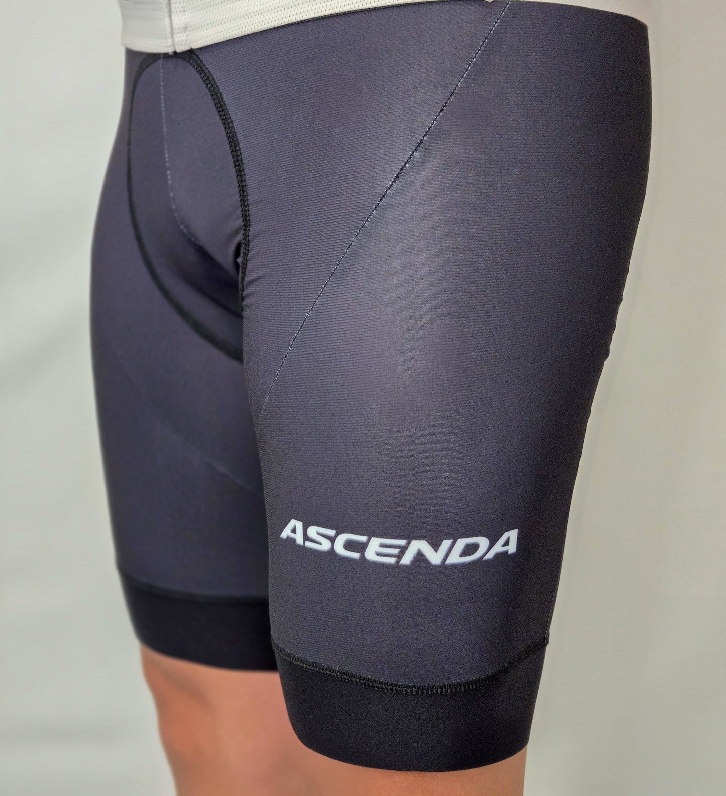 Ascenda Pro Fit Bib Shorts – Black